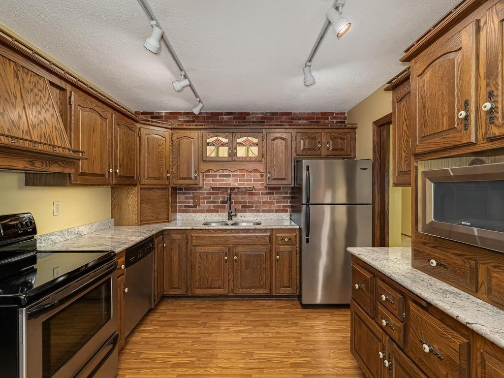 5801 114th Avenue N Champlin MN 55316 7103850 image17
