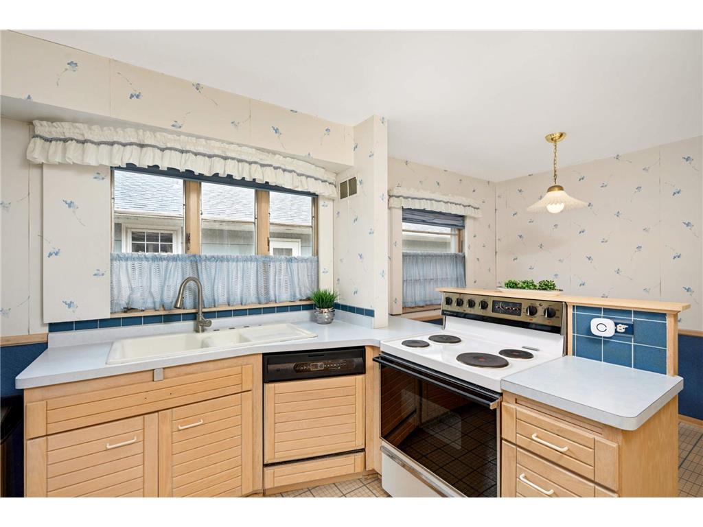 5801 Oaklawn Avenue Edina MN 55424 6521300 image1