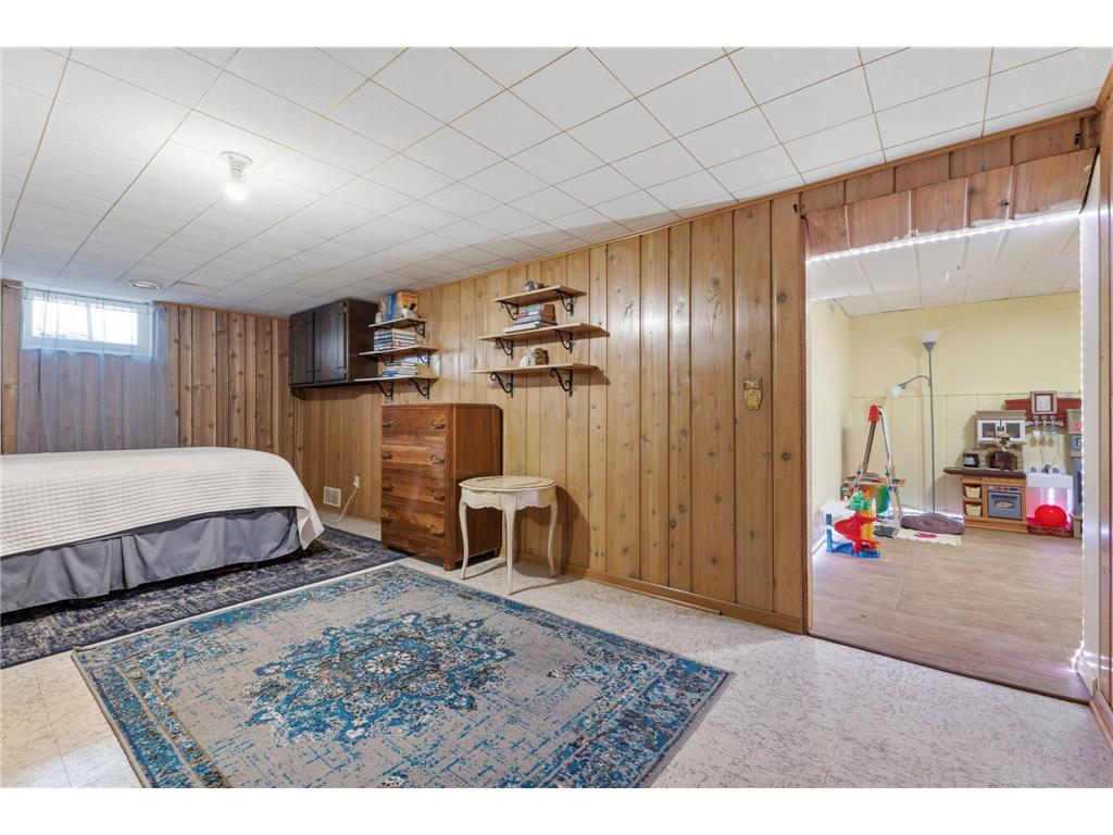 5801 Orchard Avenue N Crystal MN 55429 7100996 image25