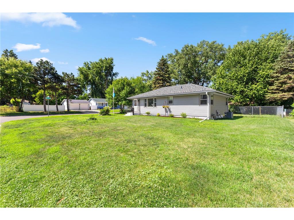 5801 Orchard Avenue N Crystal MN 55429 7100996 image3
