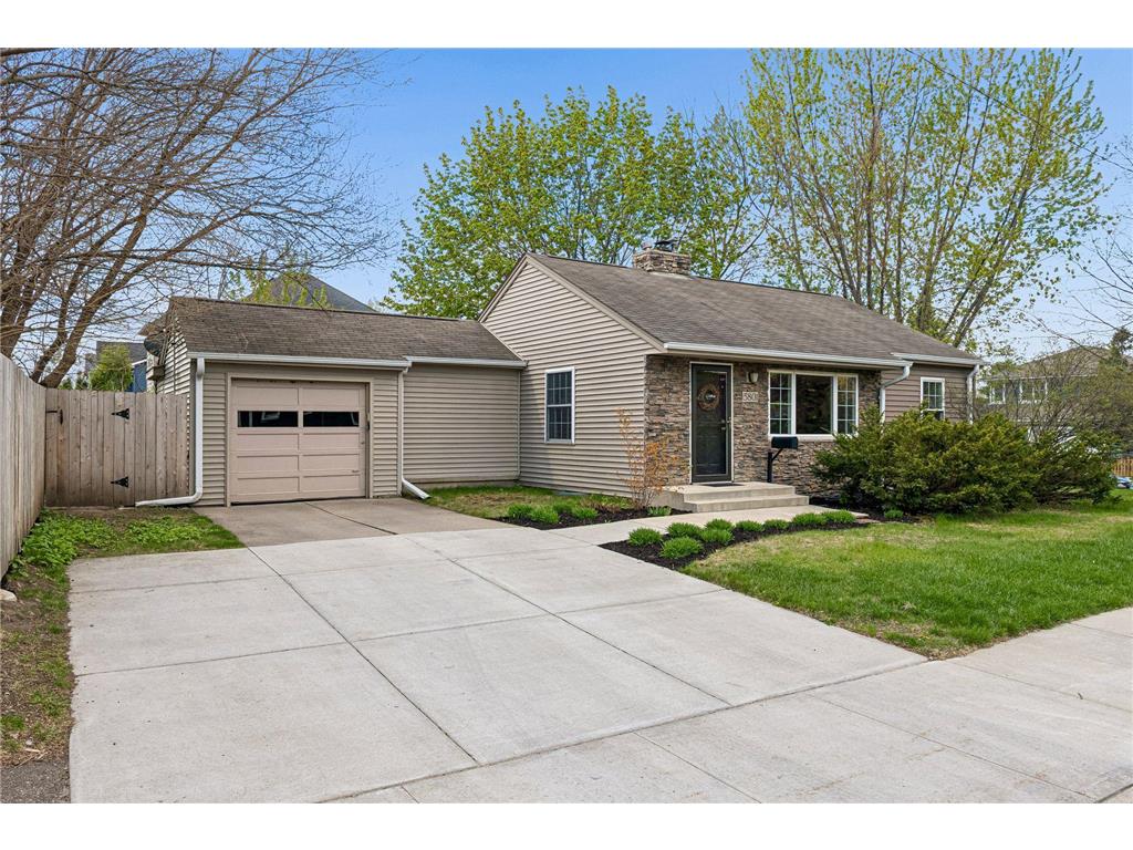 5801 Zenith Avenue S Edina MN 55410 7089444 image1