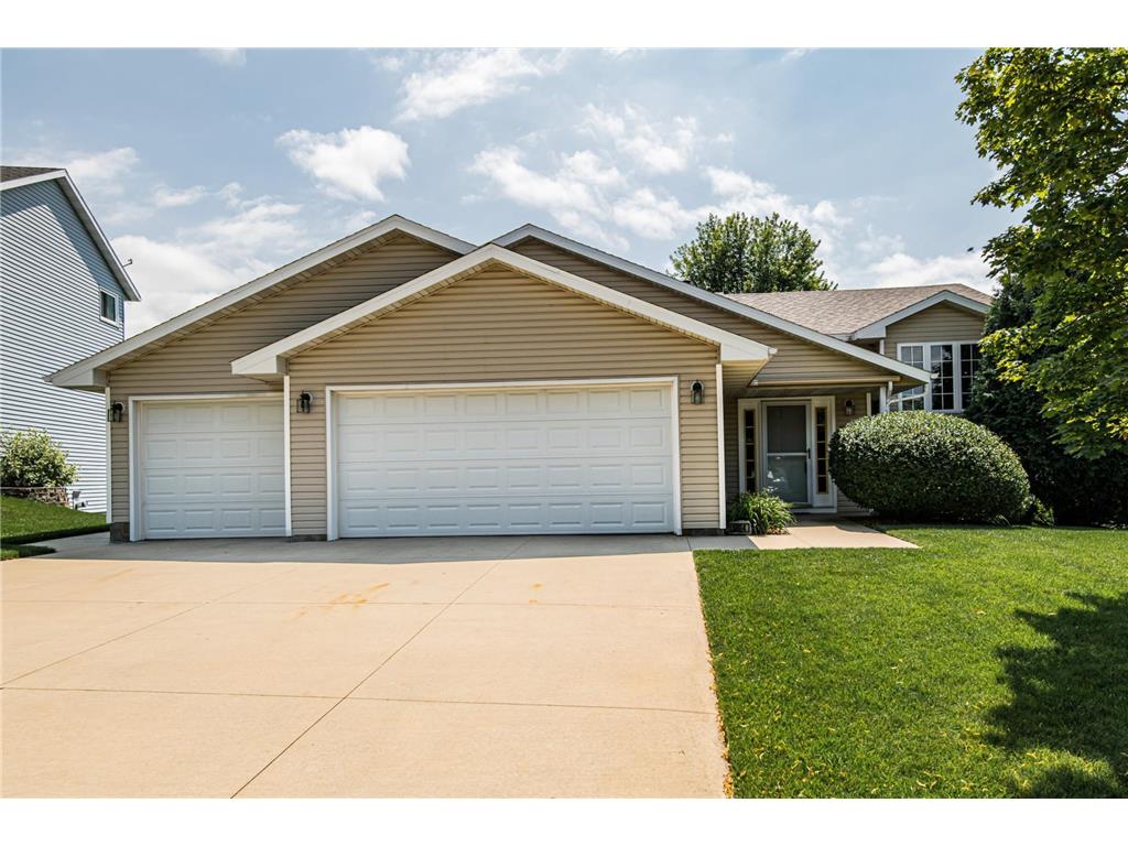 5804 Shetland Drive NW, Rochester, MN 55901 MLS 6236202 Edina Realty