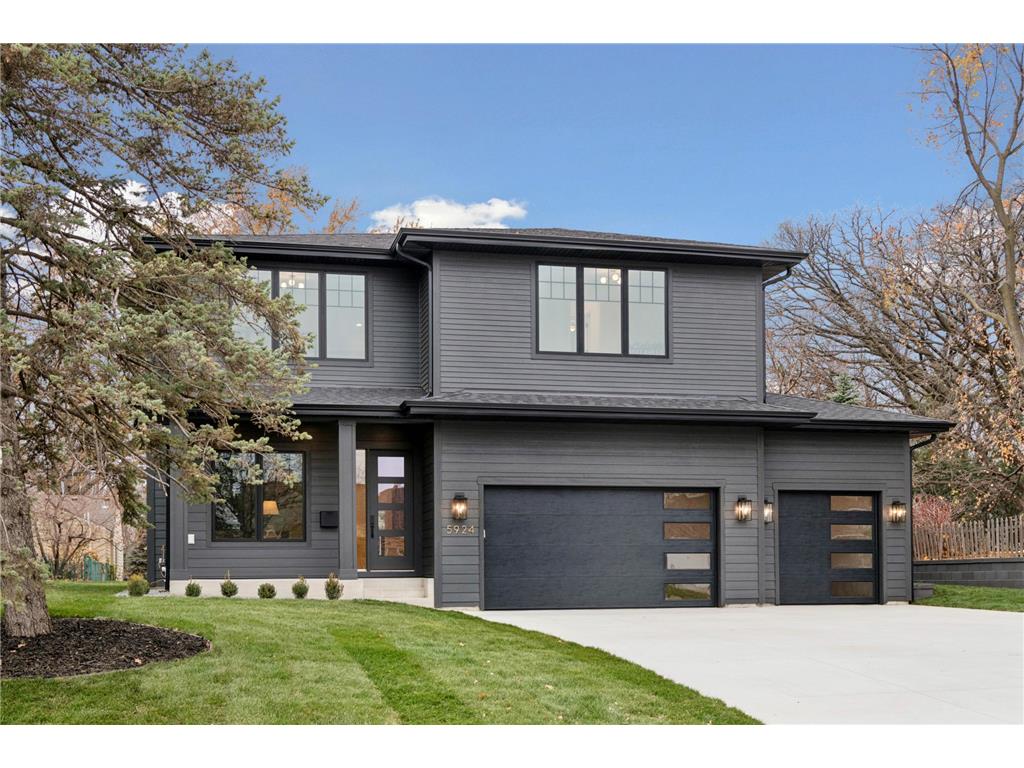 5805 Kellogg Avenue Edina MN 55424 7002749 image1