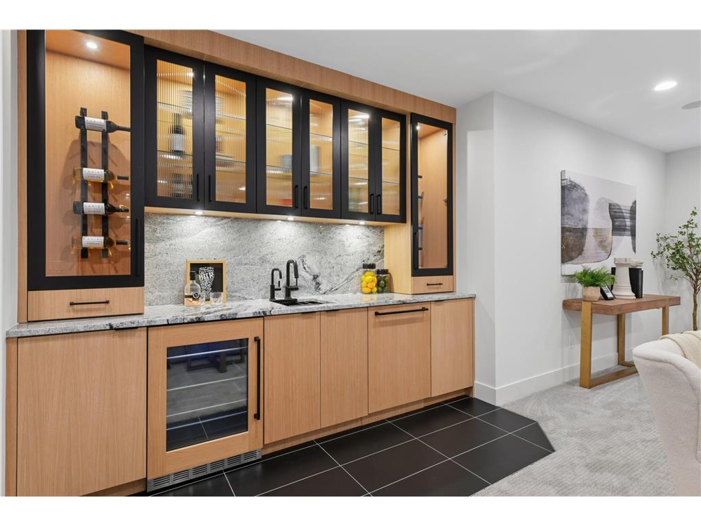 5805 Kellogg Avenue Edina MN 55424 7002749 image16