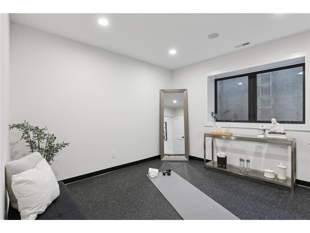 5805 Kellogg Avenue Edina MN 55424 7002749 image17