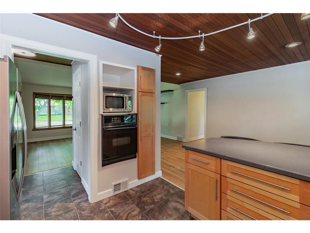 5808 France Avenue S Edina MN 55410 7065853 image22