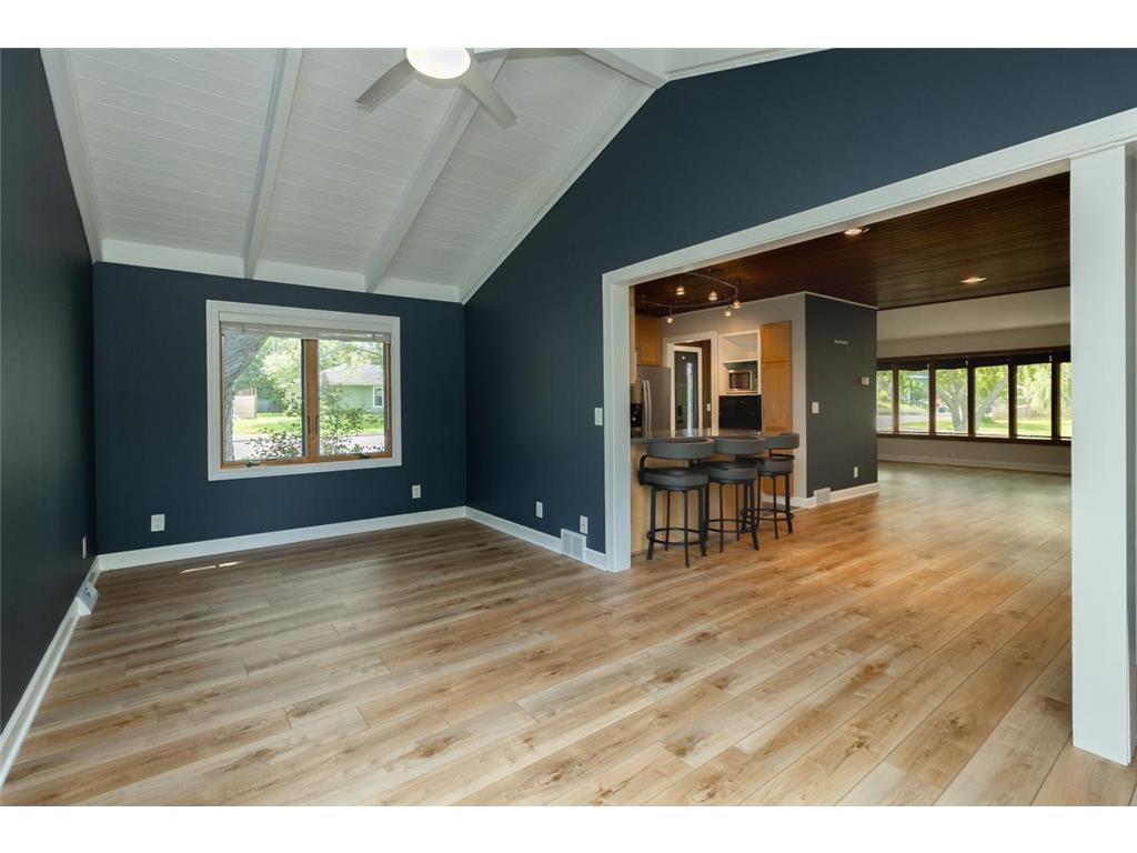 5808 France Avenue S Edina MN 55410 7065853 image23