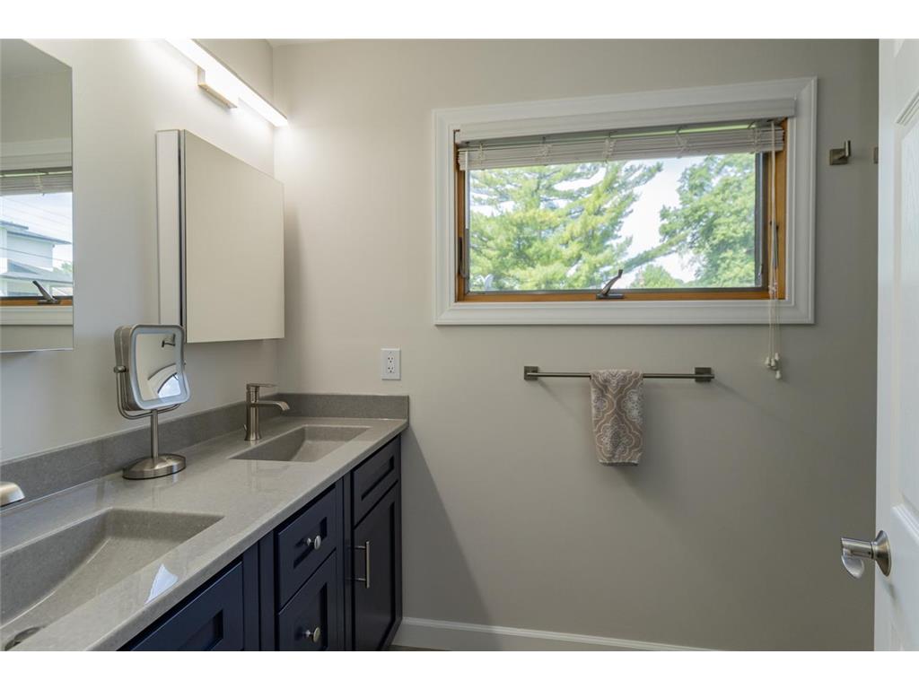 5808 France Avenue S Edina MN 55410 7065853 image27