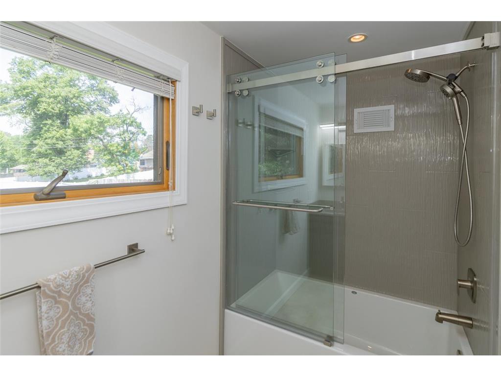 5808 France Avenue S Edina MN 55410 7065853 image29