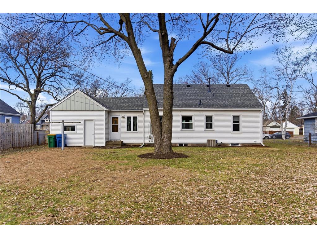 5808 Nevada Avenue N Crystal MN 55428 7049100 image10
