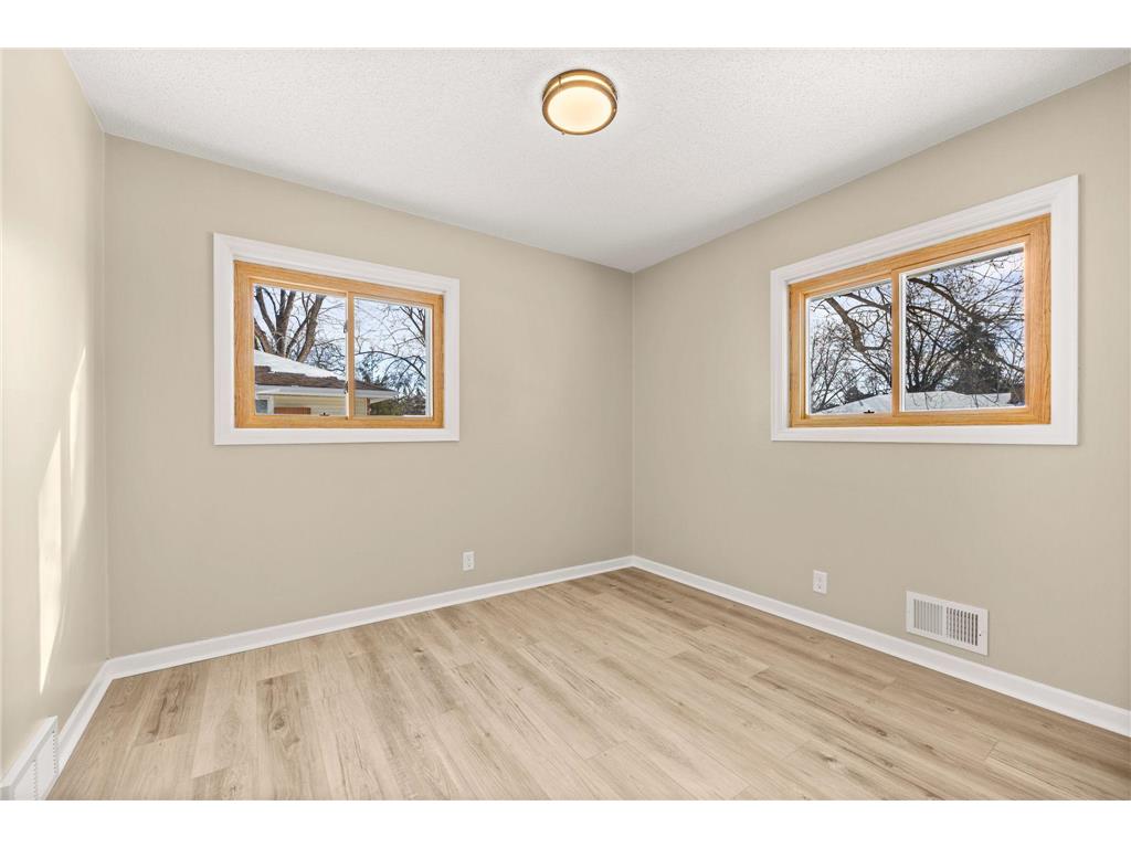 5808 Pearson Drive Brooklyn Center MN 55429 7025623 image19