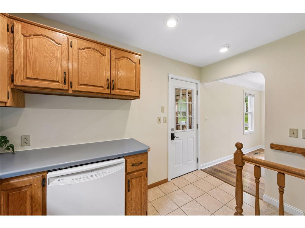 5810 Main Street W Maple Plain MN 55359 7082868 image12
