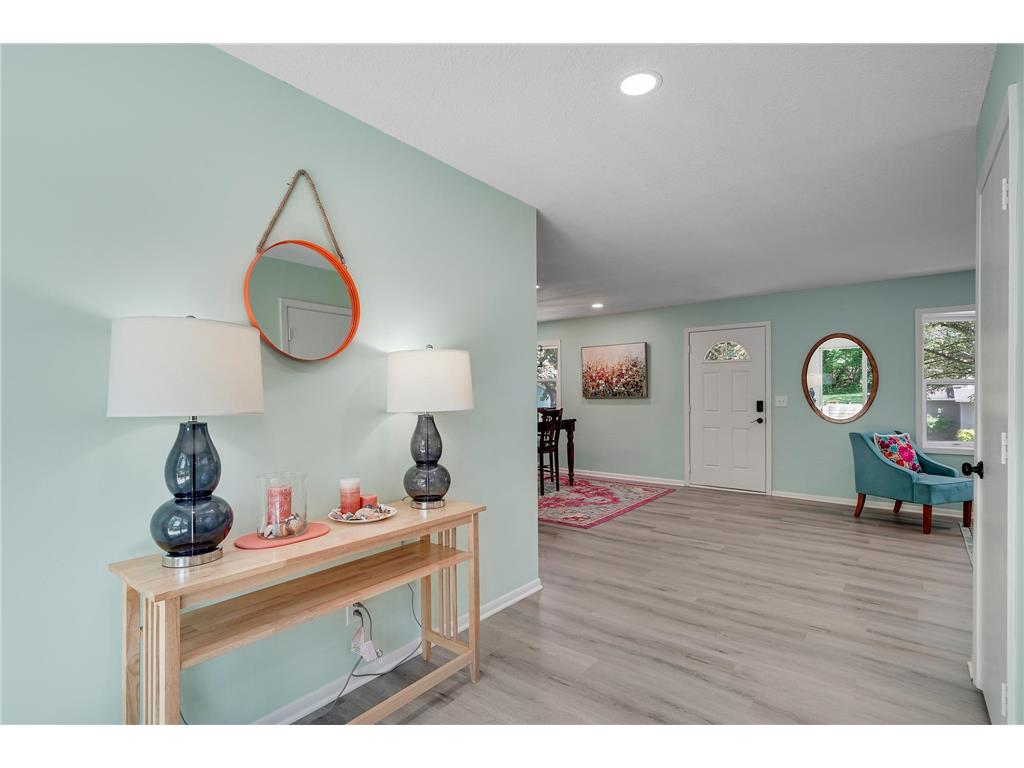 5810 Oldfield Avenue N Oak Park Heights MN 55082 7074941 image13