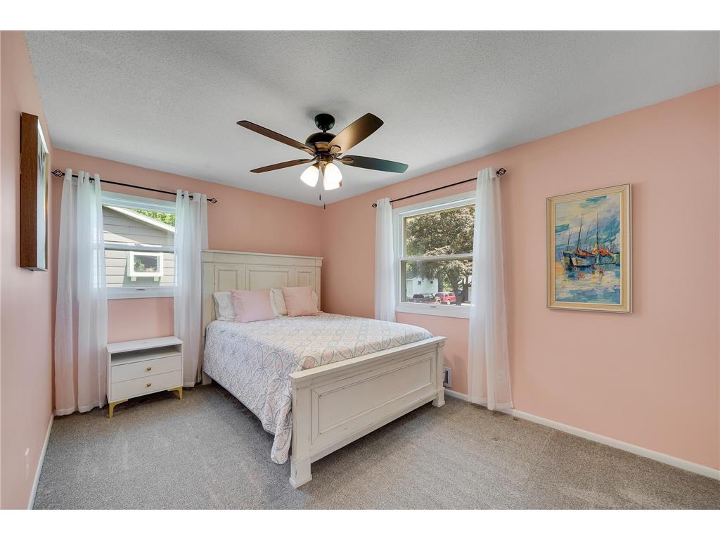 5810 Oldfield Avenue N Oak Park Heights MN 55082 7074941 image18
