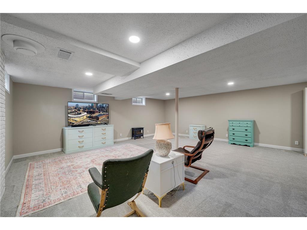 5810 Oldfield Avenue N Oak Park Heights MN 55082 7074941 image31