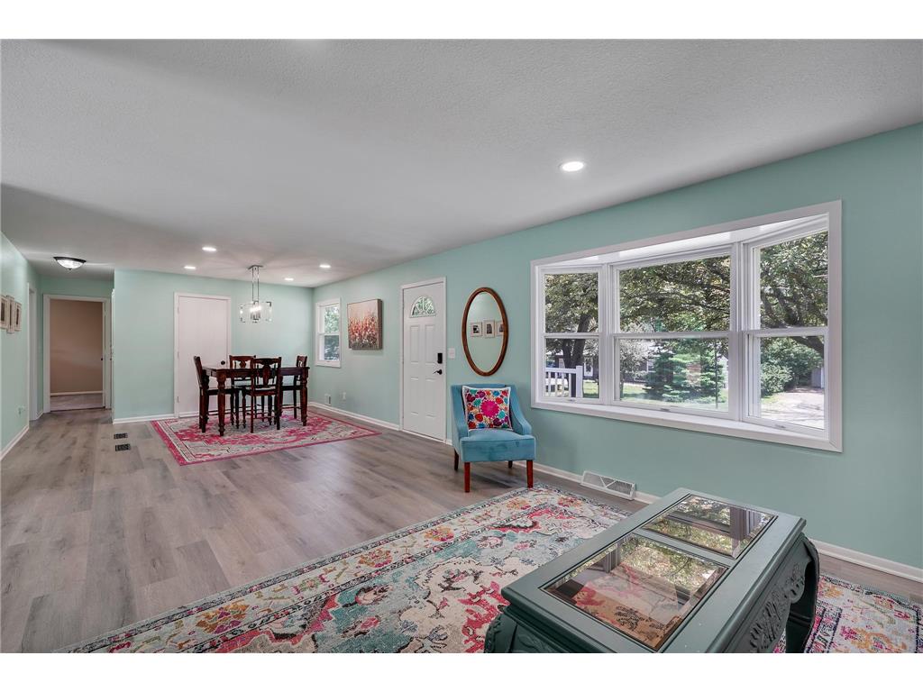 5810 Oldfield Avenue N Oak Park Heights MN 55082 7074941 image4