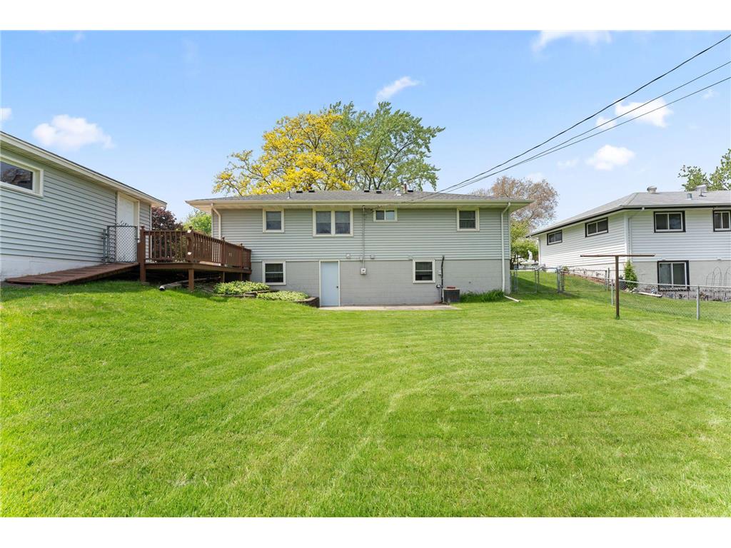 5812 Boone Avenue N New Hope MN 55428 7074576 image2