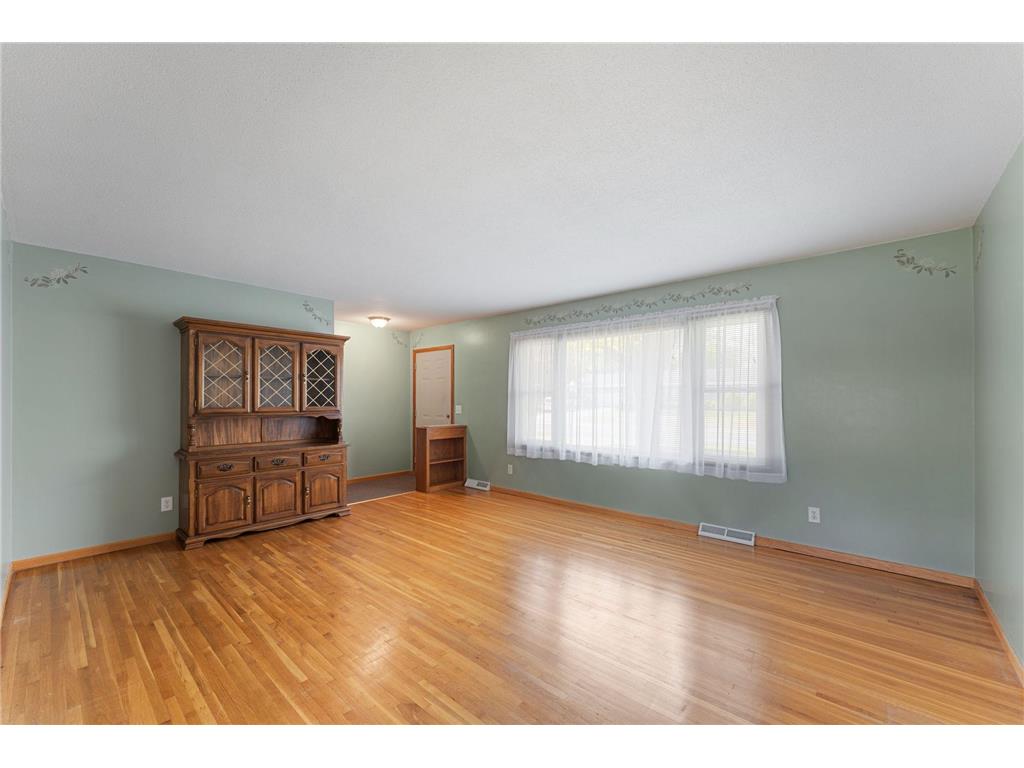 5812 Boone Avenue N New Hope MN 55428 7074576 image3