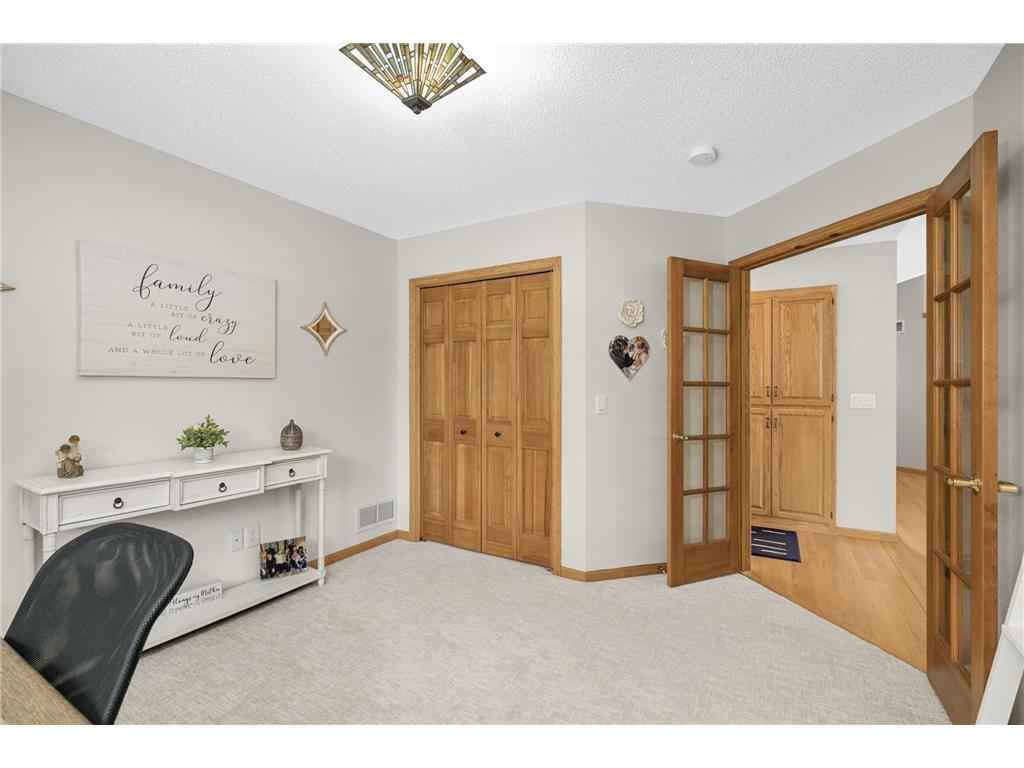 5812 Forestview Lane N Plymouth MN 55442 6818686 image20