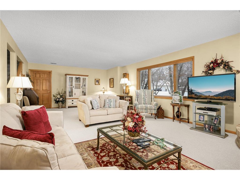 5812 Forestview Lane N Plymouth MN 55442 6818686 image25