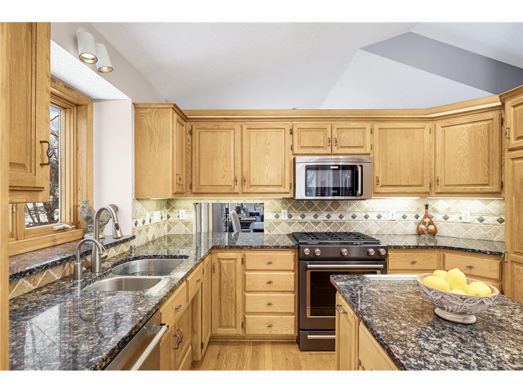 5812 Forestview Lane N Plymouth MN 55442 6818686 image6