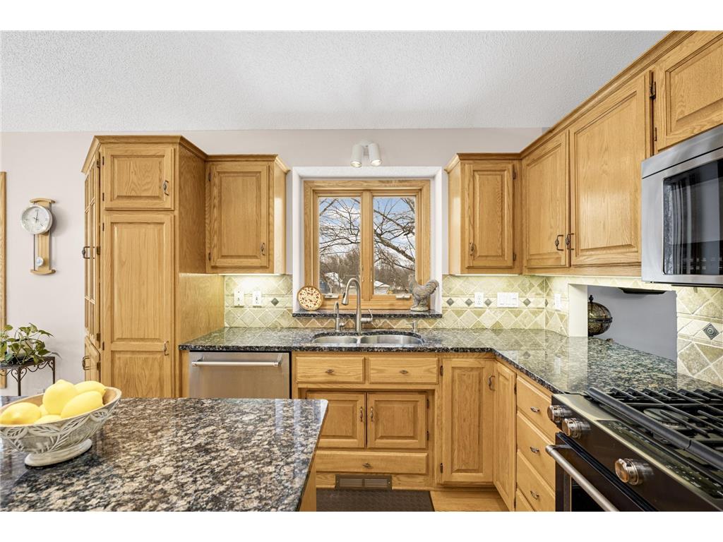 5812 Forestview Lane N Plymouth MN 55442 6818686 image7