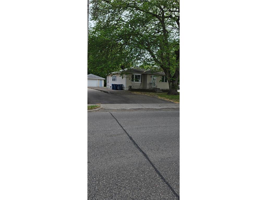 5815 42nd Avenue N Robbinsdale MN 55422 7075362 image3