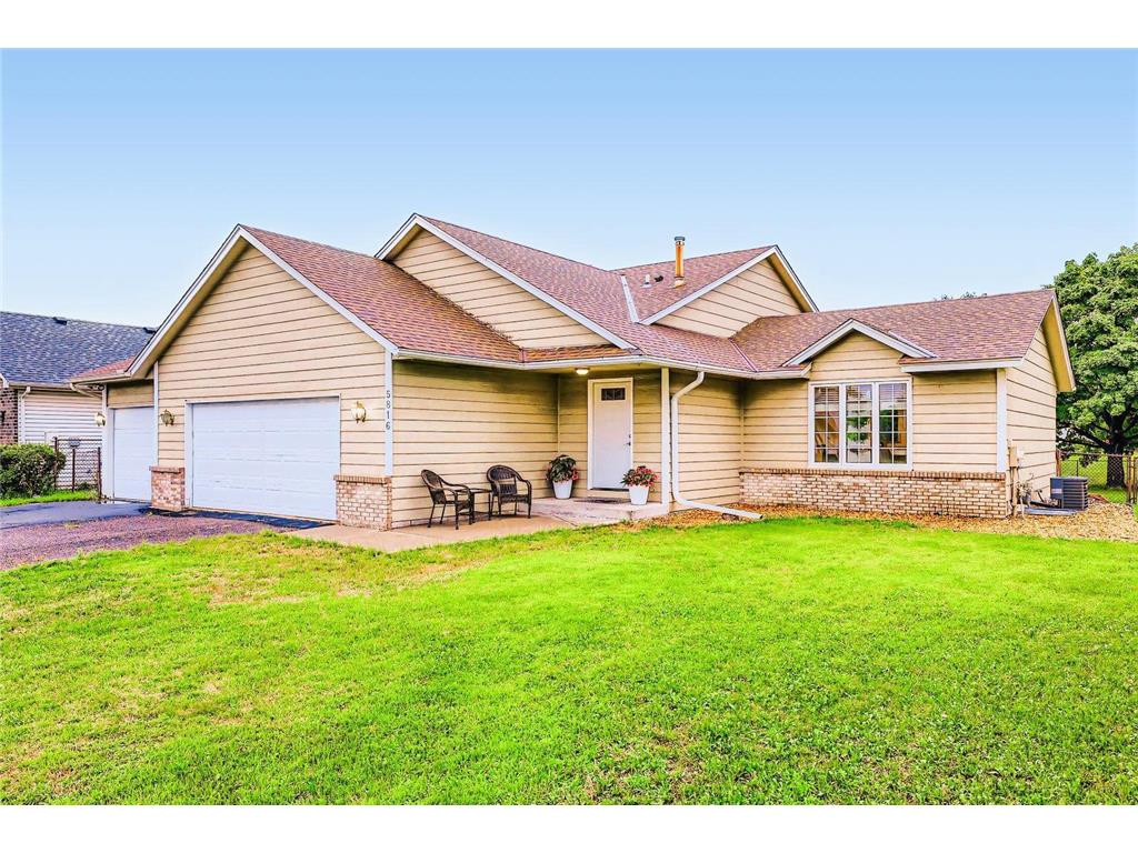 5816 91st Crescent N Brooklyn Park MN 55443 6758063 image1