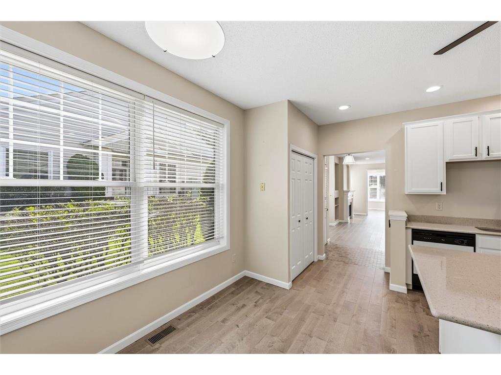 5818 Prairie Ridge Drive Shoreview MN 55126 7047378 image23