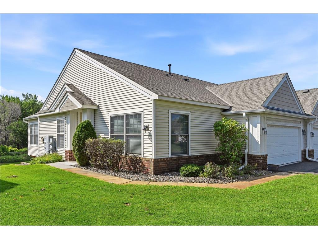 5818 Prairie Ridge Drive Shoreview MN 55126 7047378 image3