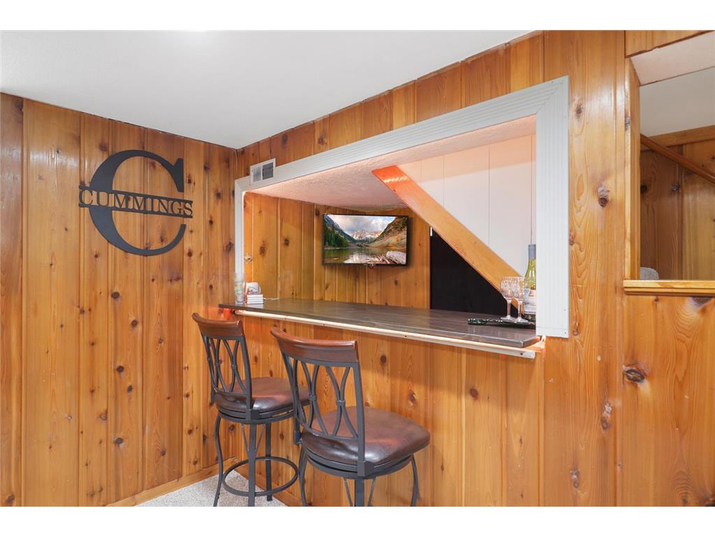 582 36 1/2 Avenue NE Minneapolis MN 55418 7075430 image20