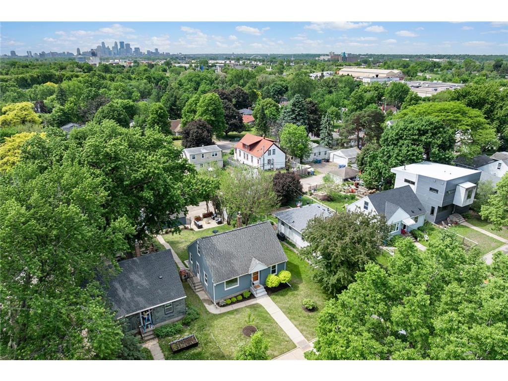 582 36 1/2 Avenue NE Minneapolis MN 55418 7075430 image29