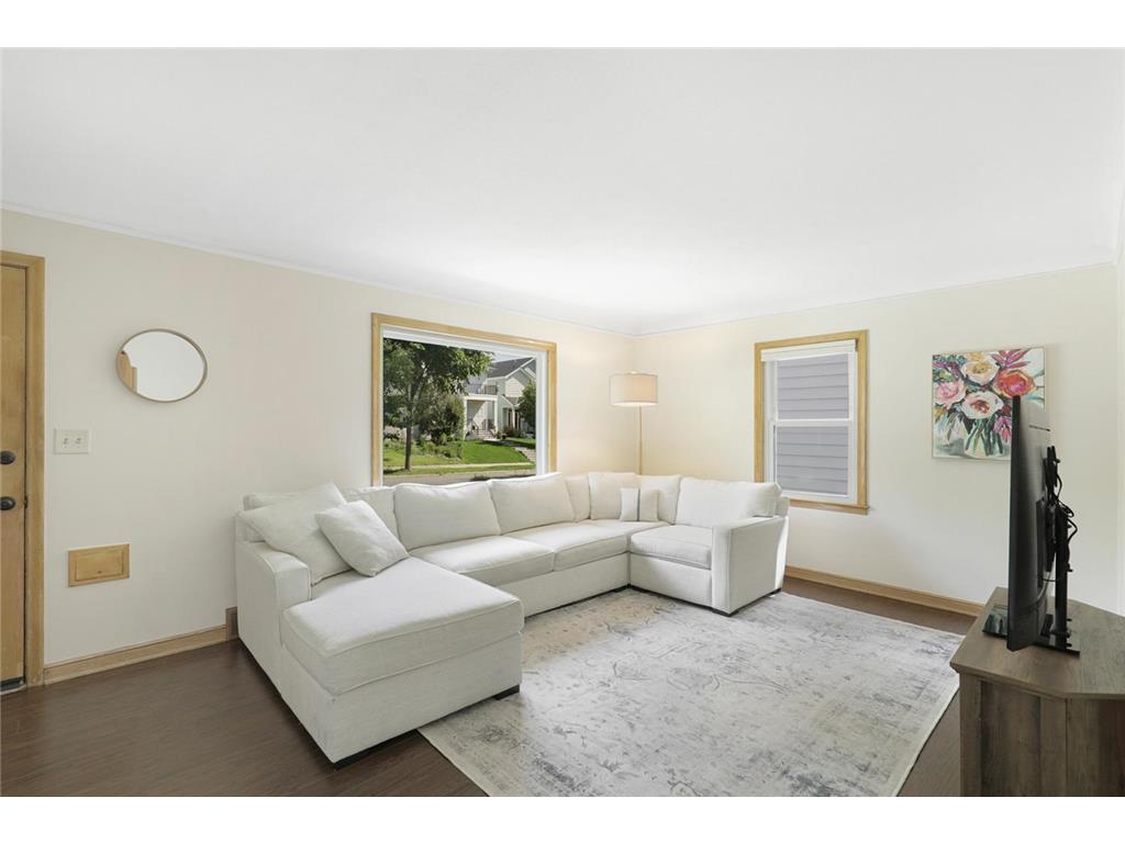 582 36 1/2 Avenue NE Minneapolis MN 55418 7075430 image3