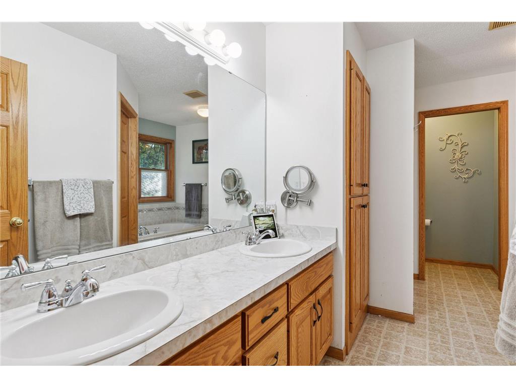 582 Country Oaks Lane Troy Twp WI 54022 7030238 image19