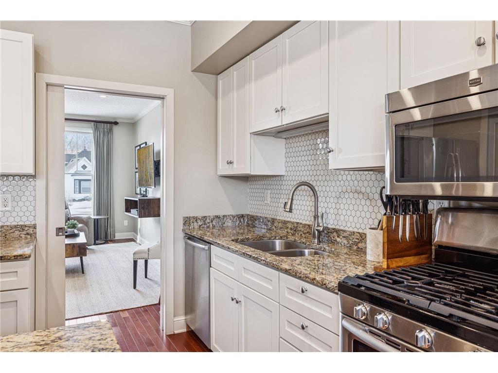 582 Payne Avenue Saint Paul MN 55130 7010840 image8