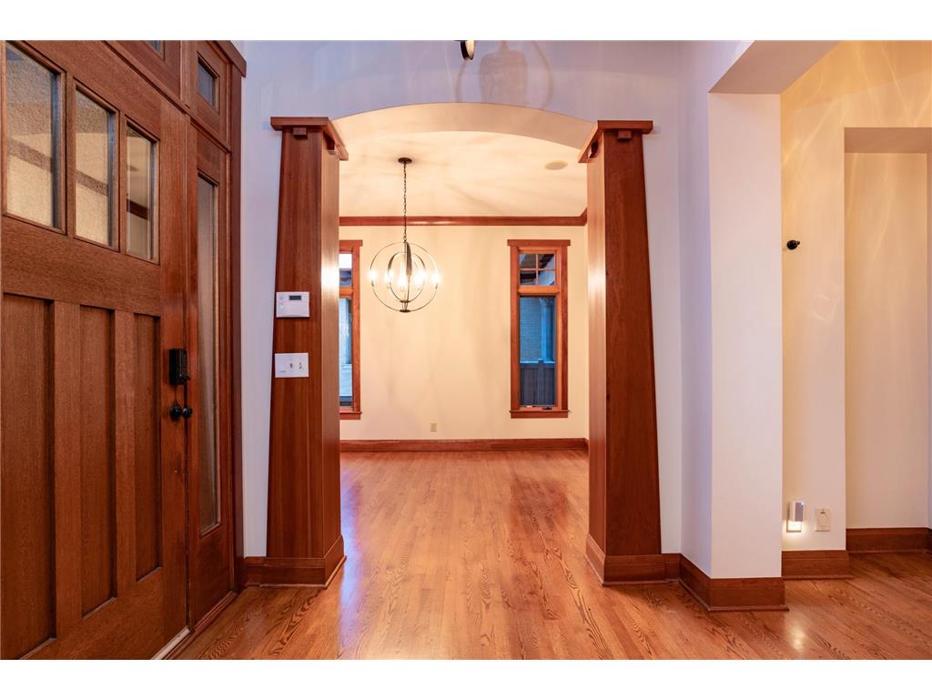 582 Summit Avenue Saint Paul MN 55102 6751138 image10