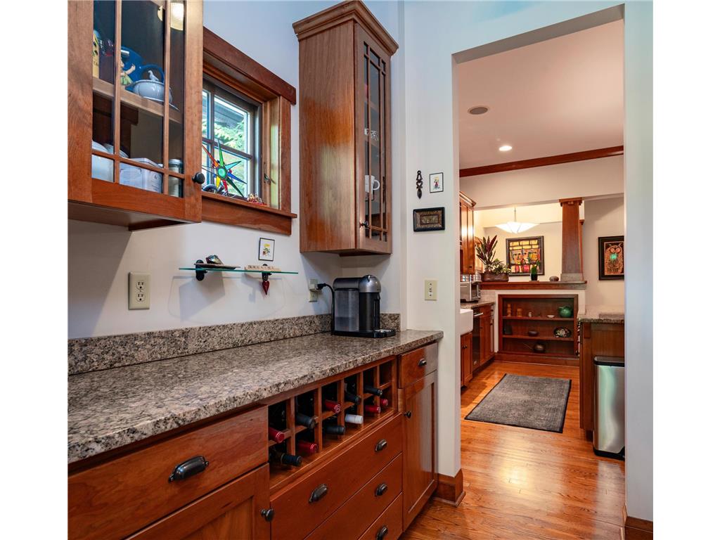 582 Summit Avenue Saint Paul MN 55102 6751138 image14