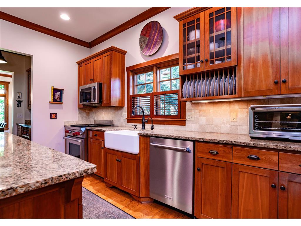 582 Summit Avenue Saint Paul MN 55102 6751138 image16