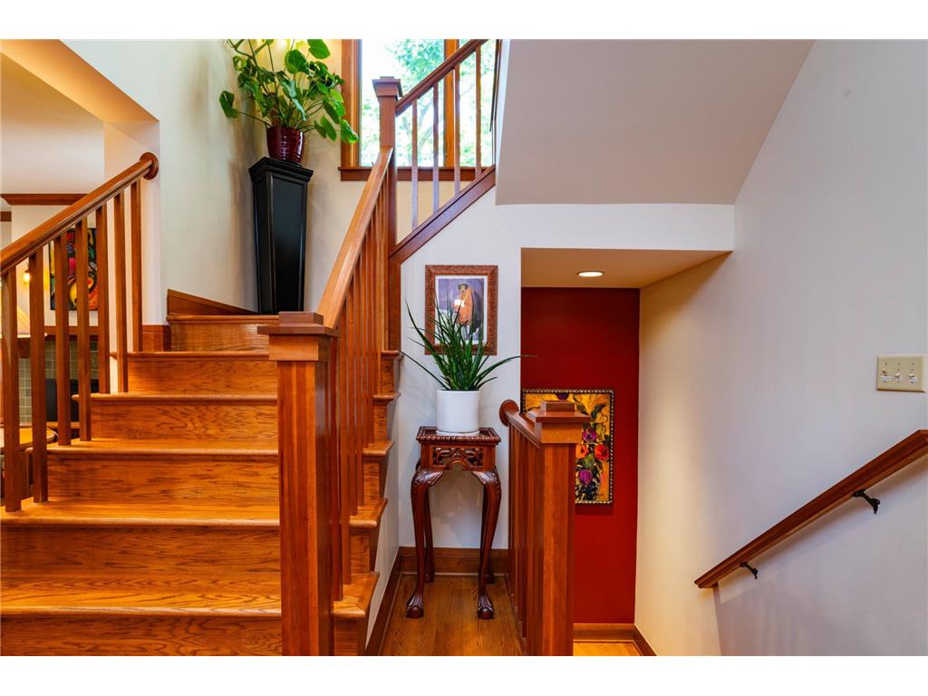 582 Summit Avenue Saint Paul MN 55102 6751138 image32