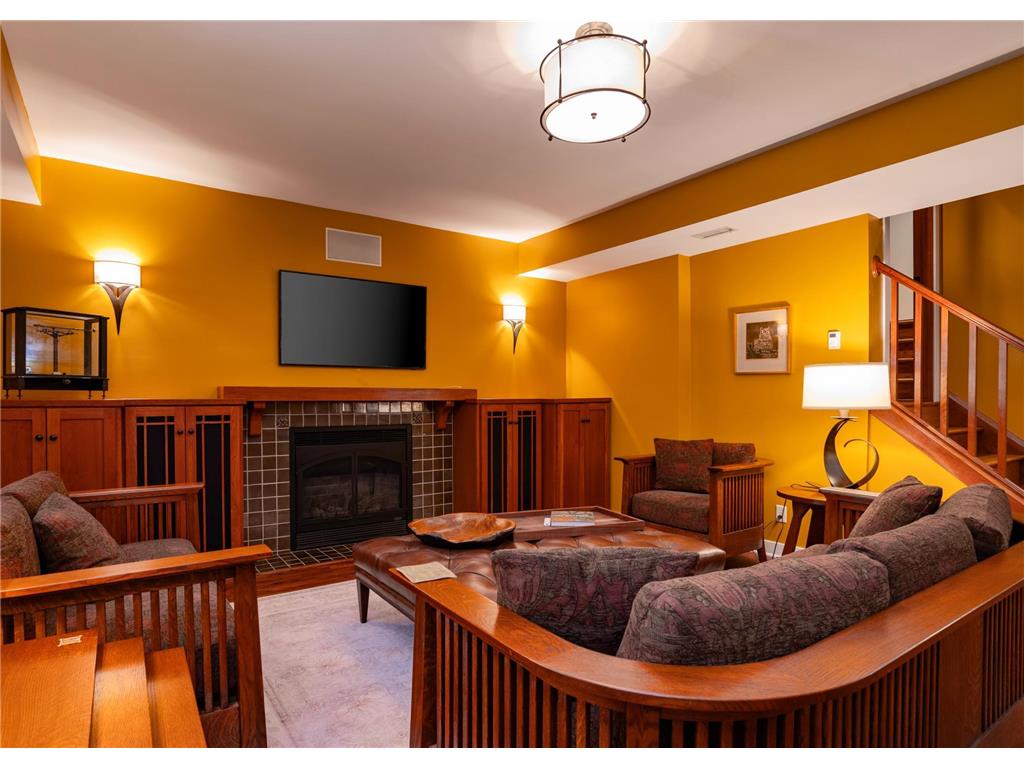 582 Summit Avenue Saint Paul MN 55102 6751138 image42