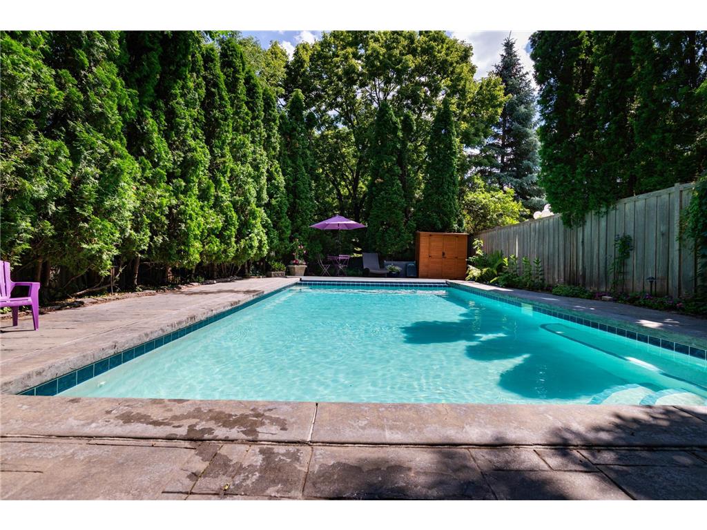 582 Summit Avenue Saint Paul MN 55102 6751138 image56