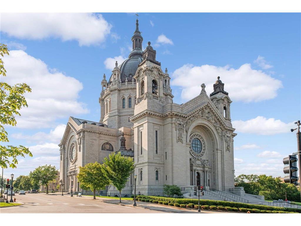 582 Summit Avenue Saint Paul MN 55102 6751138 image73