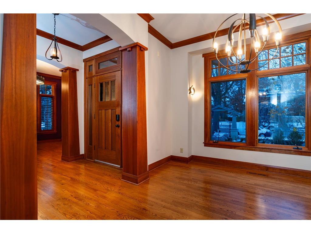 582 Summit Avenue Saint Paul MN 55102 6751138 image8