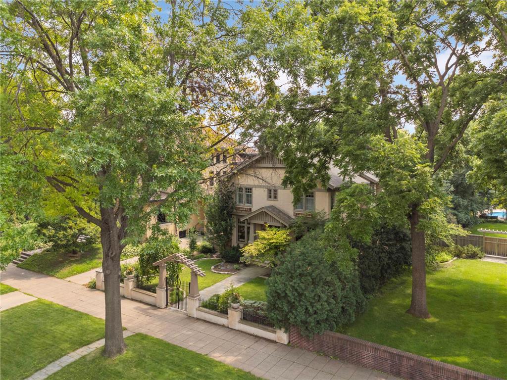 582 Summit Avenue Saint Paul MN 55102 7080942 image3