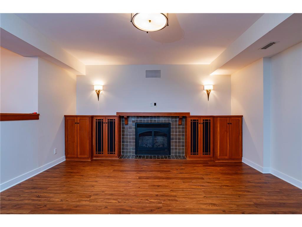 582 Summit Avenue Saint Paul MN 55102 7080942 image37