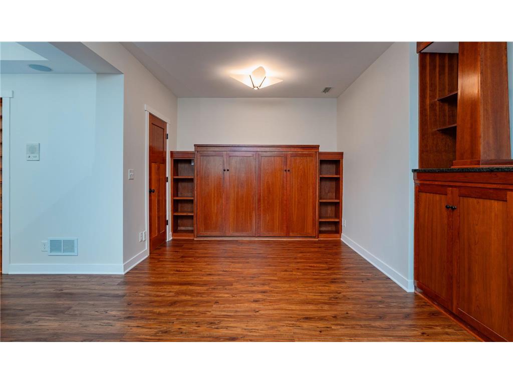 582 Summit Avenue Saint Paul MN 55102 7080942 image41