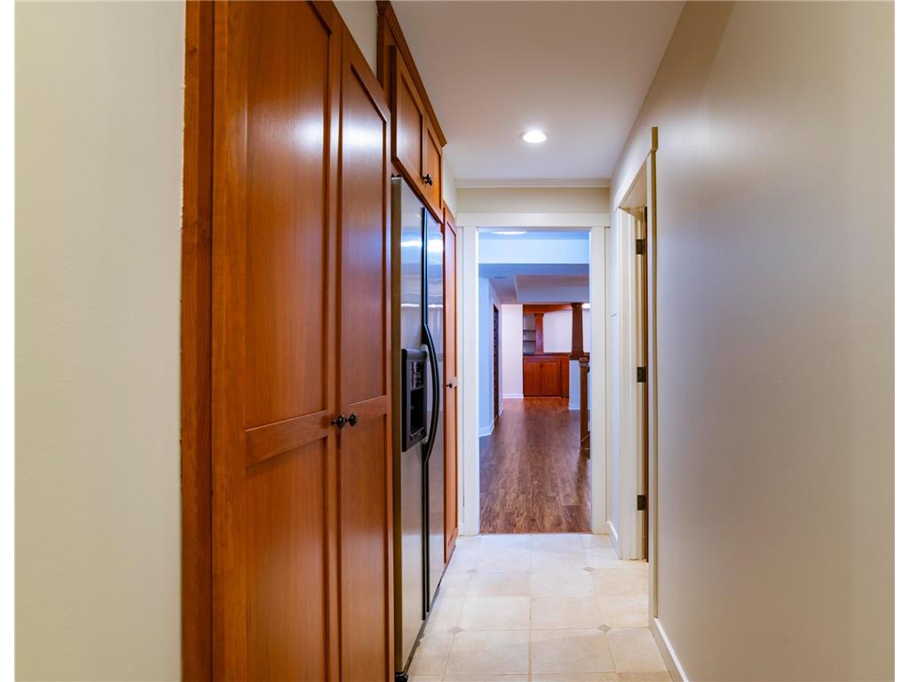 582 Summit Avenue Saint Paul MN 55102 7080942 image46