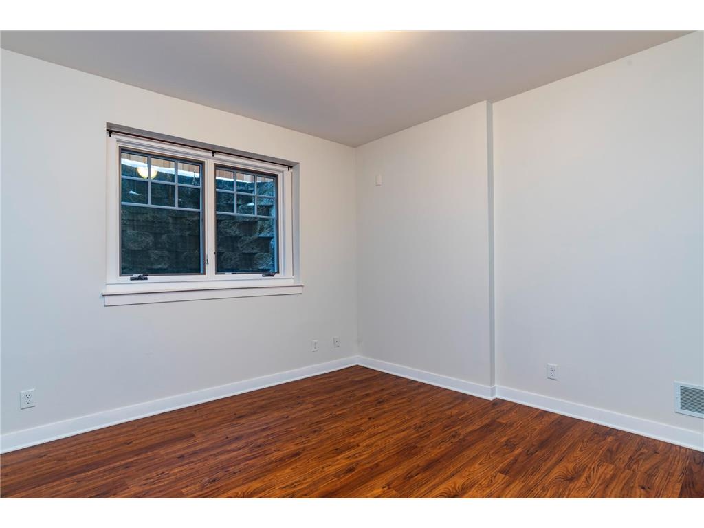 582 Summit Avenue Saint Paul MN 55102 7080942 image48