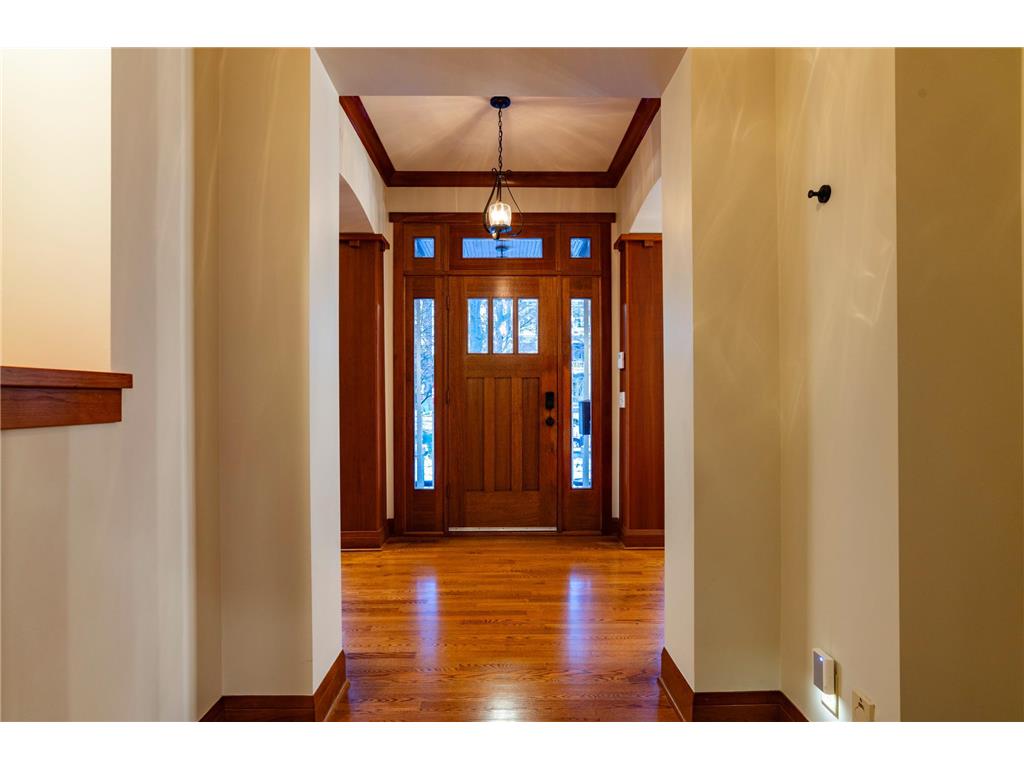 582 Summit Avenue Saint Paul MN 55102 7080942 image8