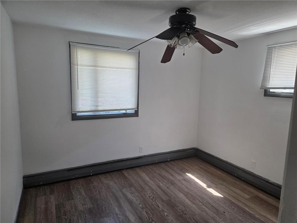 5820 2 1/2 Street NE Fridley MN 55432 7078856 image4